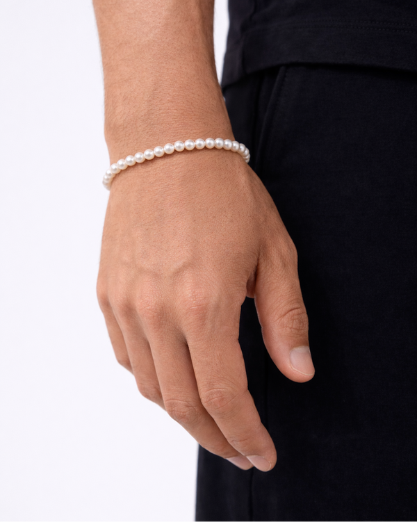 Pearl bracelet